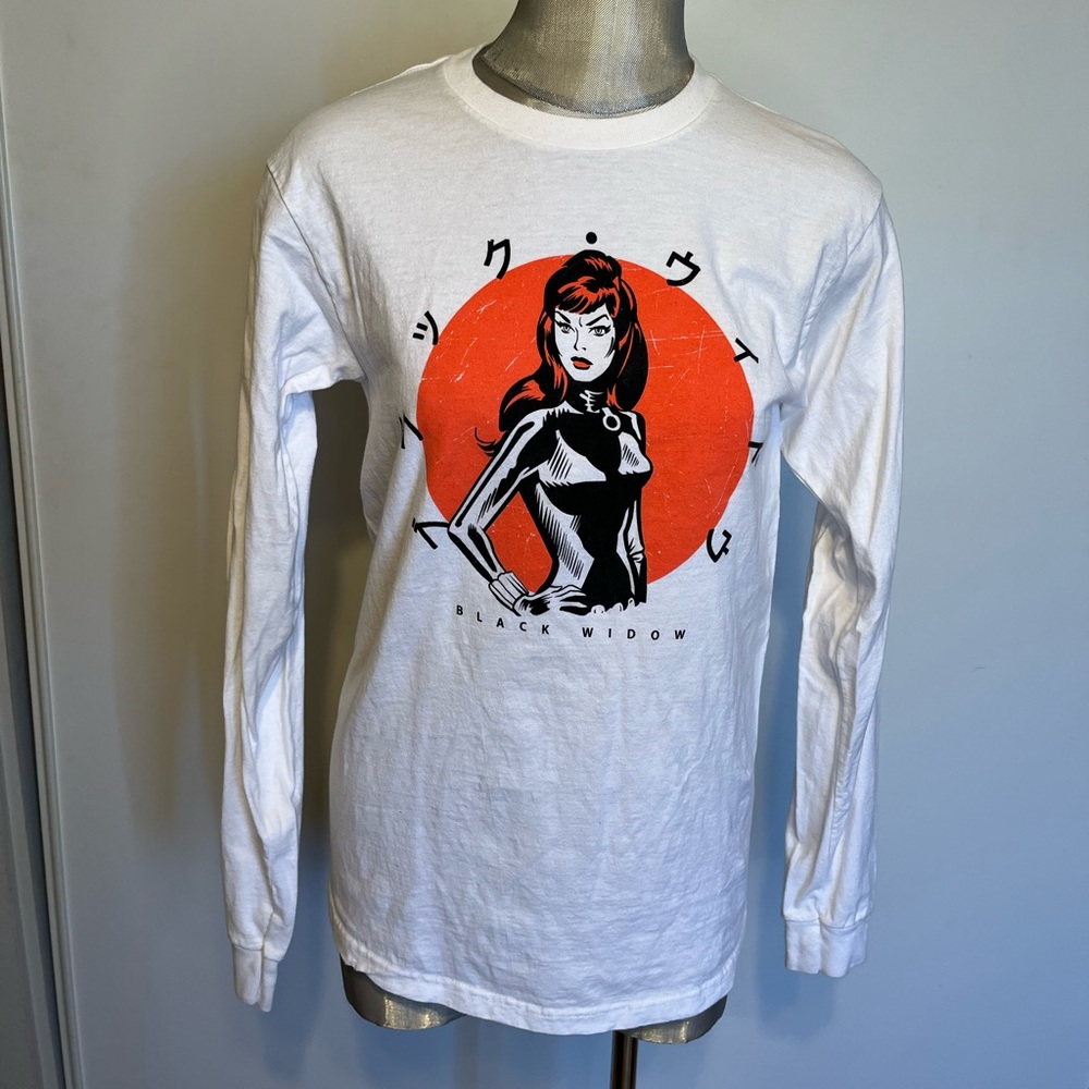 Black Widow BoxLunch long sleeve shirt
